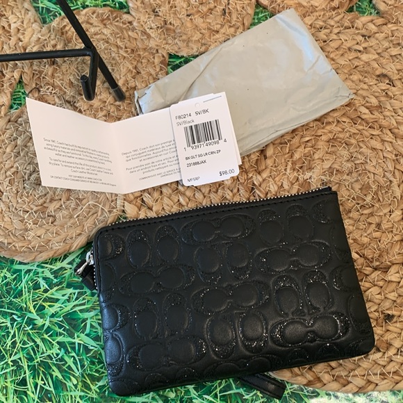 Coach, Horse and carriage Glitter Wristlet, NWT - Picture 9 of 15